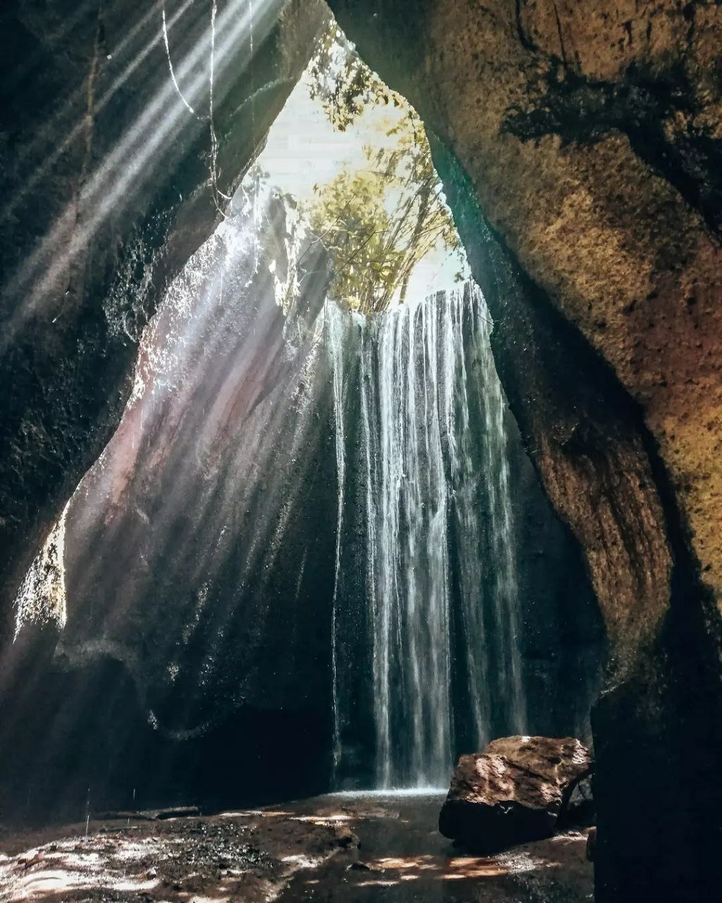 Bali hidden Waterfall
